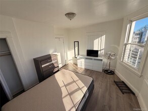 13 Cedar St in Yonkers, NY - Building Photo - Building Photo