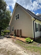 6092 Iverleigh Cir in Fayetteville, NC - Foto de edificio - Building Photo