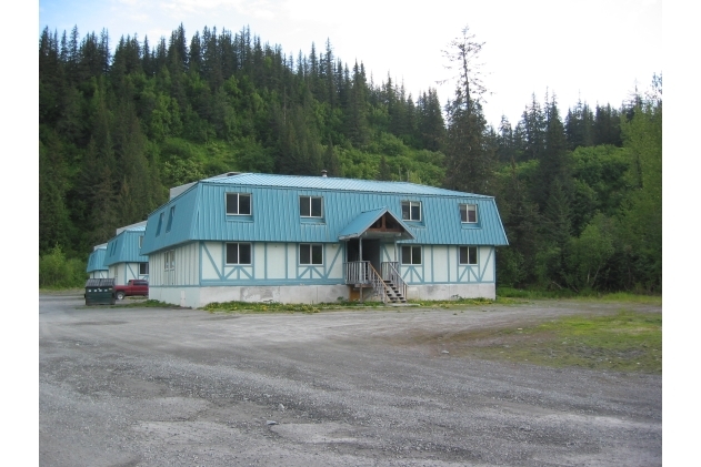 Eagle Crest in Valdez, AK - Building Photo