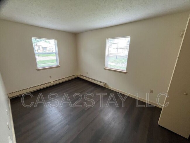 2123 St Johns Pl in Louisville, KY - Building Photo - Building Photo