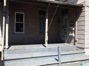 33 N Hellertown Ave in Quakertown, PA - Building Photo - Building Photo