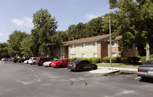 Ridgewood in Savannah, GA - Foto de edificio - Building Photo