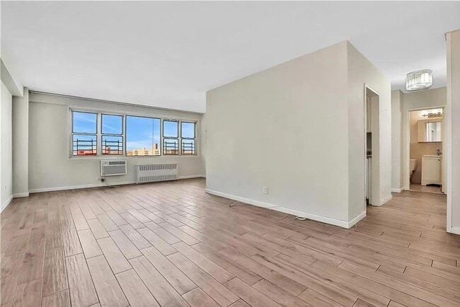 property at 2928 W 5th St