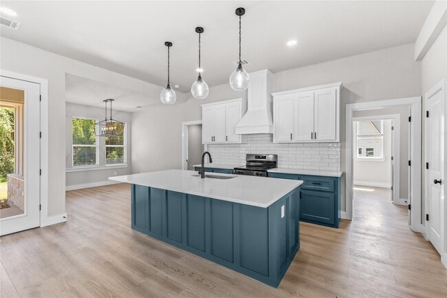 property at 2318 Progress Dr