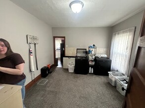 121 S Main St in Hicksville, OH - Building Photo - Building Photo