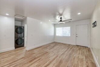 2111 Tulare St in Selma, CA - Building Photo - Building Photo