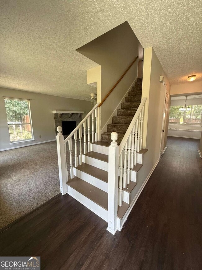 246 W Maple Ave in Kingsland, GA - Foto de edificio - Building Photo