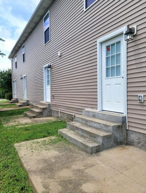 120 Corvette View Ct in Bowling Green, KY - Building Photo - Building Photo