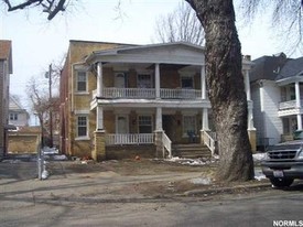 638 Eddy Rd Apartments