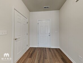 7220 Static Wy in Sherrills Ford, NC - Foto de edificio - Building Photo