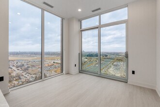 29 York Garden Wy in Toronto, ON - Building Photo - Building Photo