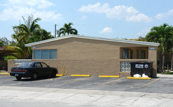 3181-3183 SW 14th St in Miami, FL - Building Photo - Building Photo