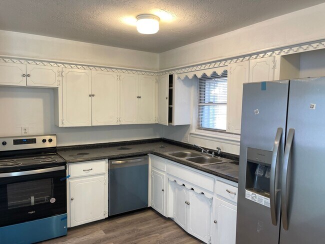 6924 NW 60th Dr in Bethany, OK - Building Photo - Building Photo