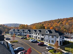 Bridge Road Commons in Haddam, CT - Building Photo - Building Photo