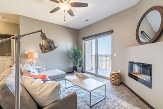 The Flats at 84 in Lincoln, NE - Building Photo - Building Photo
