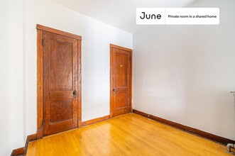 1223 W Gunnison St in Chicago, IL - Building Photo - Building Photo
