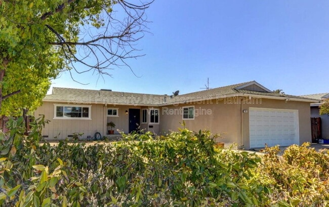 property at 20 W Gettysburg Ave