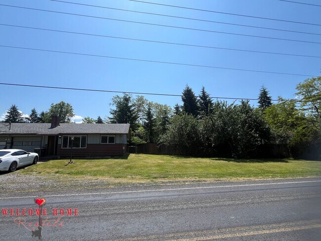 1099 Old Hwy 99 SE in Tenino, WA - Building Photo - Building Photo