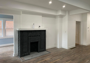 1848 Lee Rd, Unit 2 in Cleveland Heights, OH - Building Photo - Building Photo