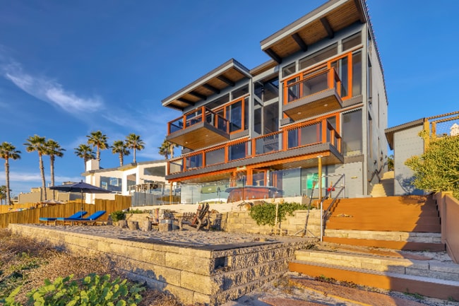 property at 6186 Neptune Ave