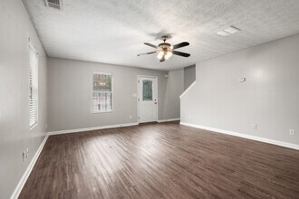 207 Antebellum Ct in Riverdale, GA - Building Photo - Building Photo