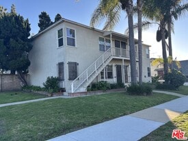 626 E Fairview Blvd in Inglewood, CA - Building Photo