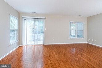 212 William Livingston Ct in Princeton, NJ - Building Photo - Building Photo