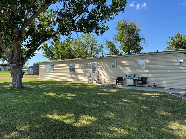 3430 Old Hwy 10 W in Laurel, MT - Building Photo - Building Photo