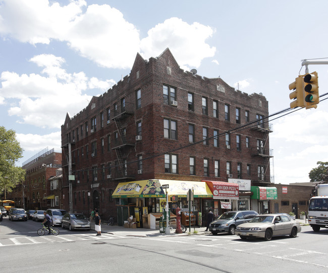 1802 53rd St in Brooklyn, NY - Foto de edificio - Building Photo