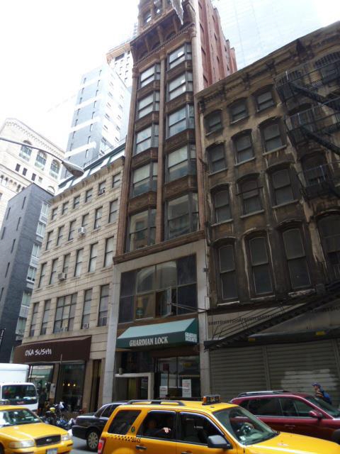 14 Maiden Ln in New York, NY - Building Photo