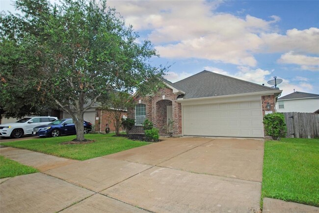 4 Signal Hill Dr in Manvel, TX - Building Photo - Building Photo