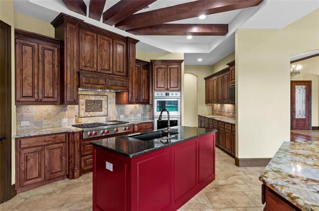 property at 1402 Isabella Ct