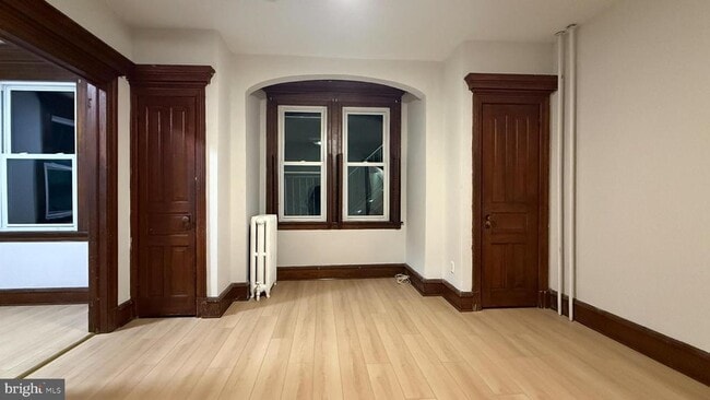 property at 165 E Mt Pleasant Ave