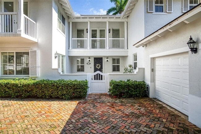 5701 SW 85th St in Miami, FL - Building Photo - Building Photo