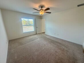 636 NE 2nd Pl in Cape Coral, FL - Building Photo - Building Photo