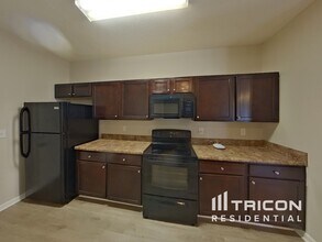 6466 Splitpine Ct in Atlanta, GA - Building Photo - Building Photo