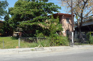 1326 NW 1 Pl Apartments