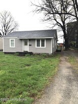 829 Bartley Ave in Bardstown, KY - Building Photo