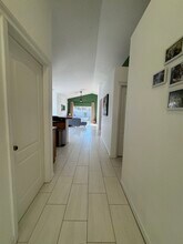 7527 Oxford Garden Cir in Apollo Beach, FL - Building Photo - Building Photo