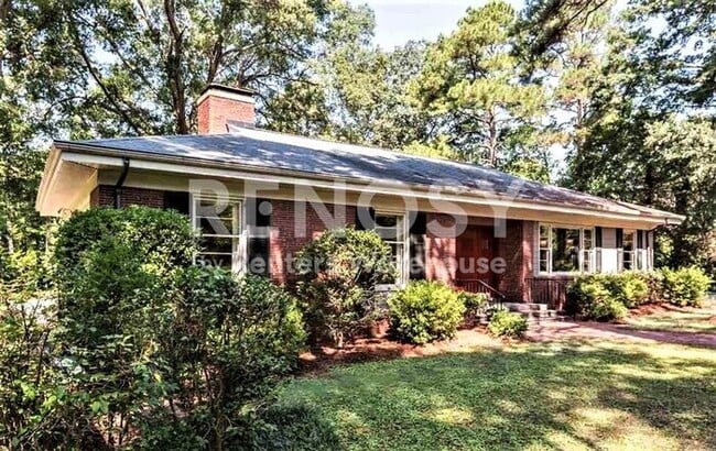 property at 1020 Anderson St
