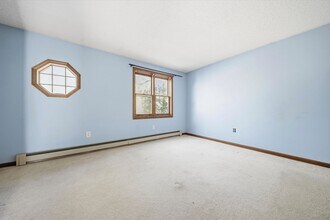 24 Etta Ln in Weare, NH - Building Photo - Building Photo