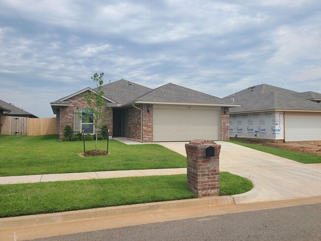 property at 1008 Hickory Creek Dr