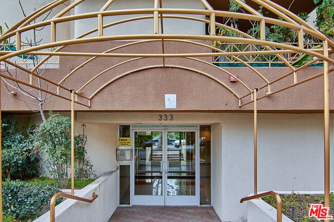 333 Westminster Ave in Los Angeles, CA - Building Photo - Building Photo