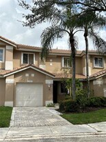 15851 SW 10th St in Pembroke Pines, FL - Building Photo