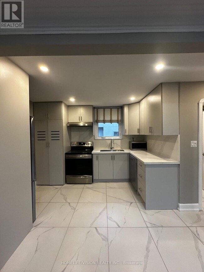 238 Glebemount Ave in Toronto, ON - Building Photo - Building Photo