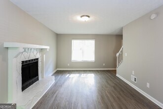 830 Durham Crossing in Stone Mountain, GA - Building Photo - Building Photo