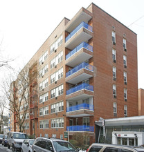 Argyle Hall in Brooklyn, NY - Foto de edificio - Building Photo