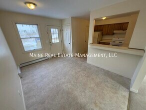 71 Valley View Ln in Bangor, ME - Building Photo - Building Photo