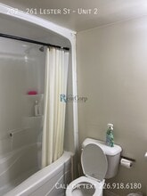 261-261 Lester St in Waterloo, ON - Building Photo - Building Photo