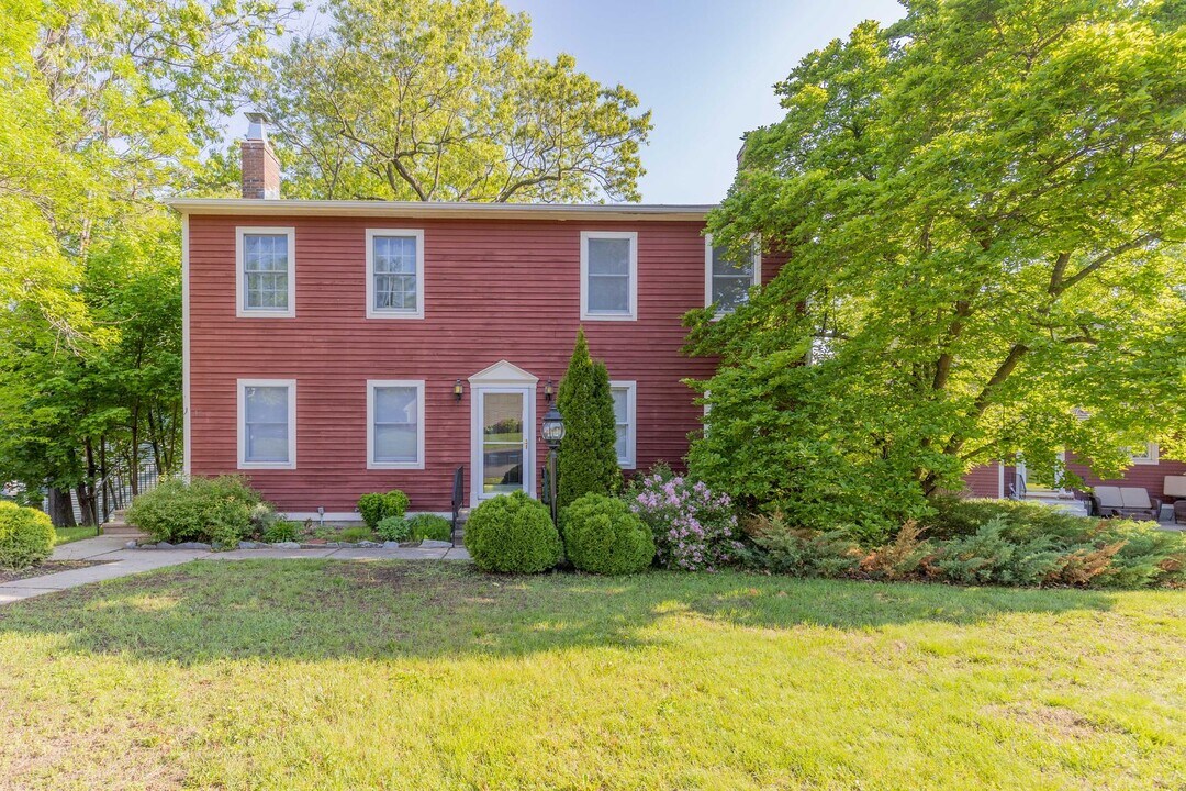 39 Loon Pl in South Windsor, CT - Building Photo